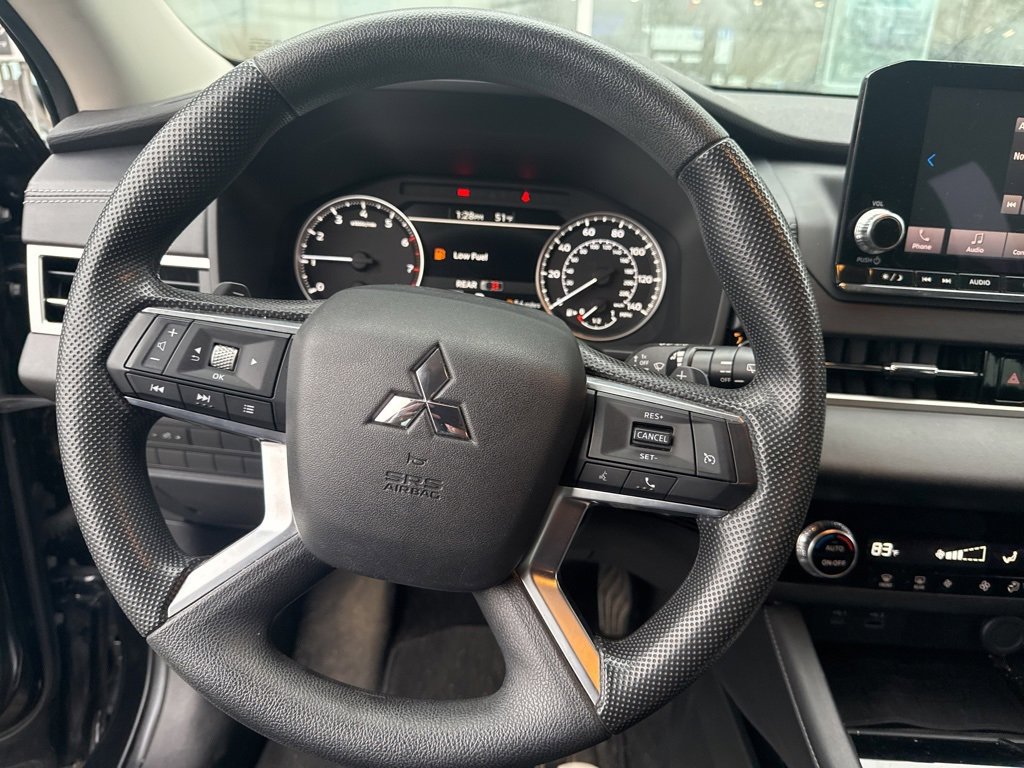 Used 2022 Mitsubishi Outlander ES image 15