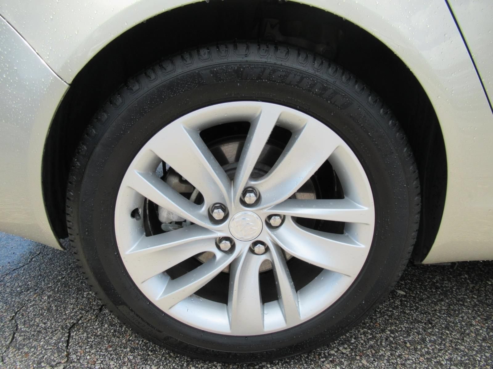 Used 2015 Buick Regal Premium FWD image 8