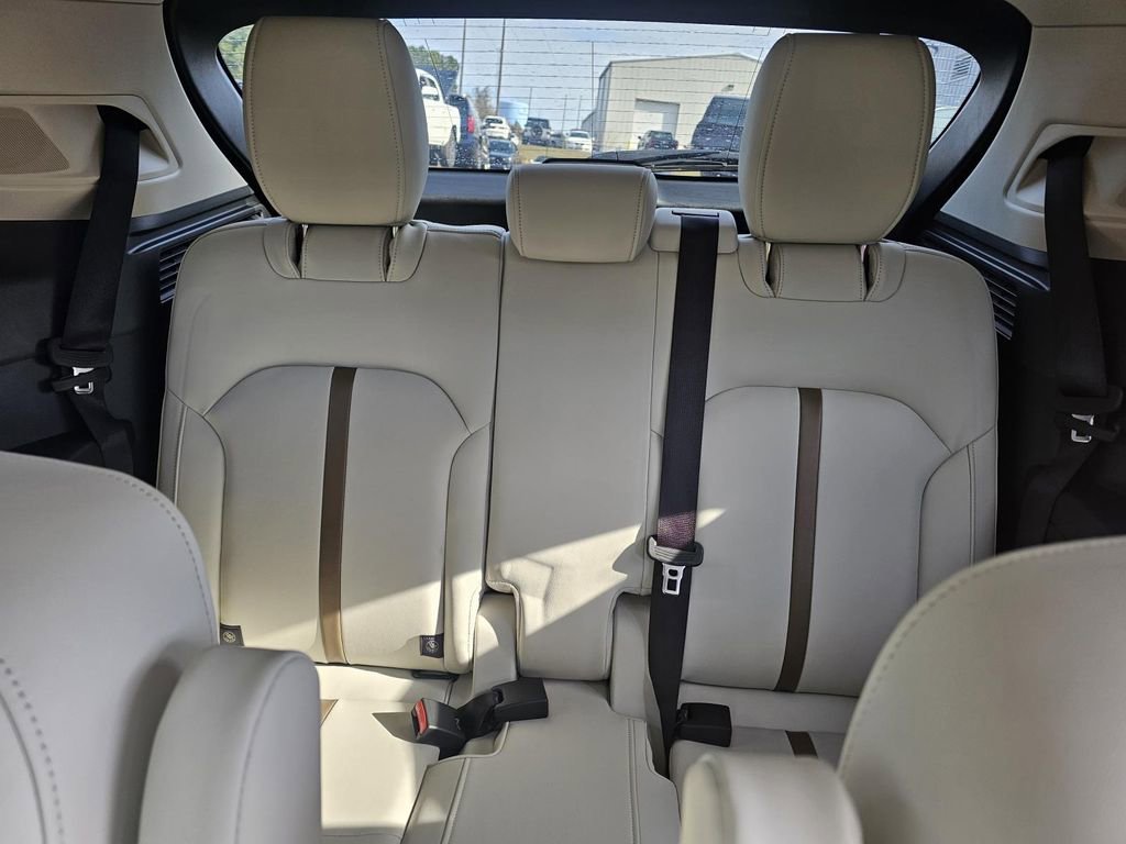 Used 2024 MAZDA CX-90 Plug-In Hybrid w/ Premium Plus image 29