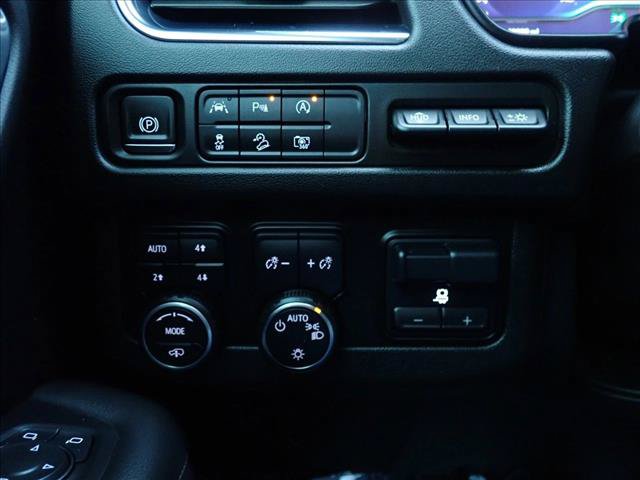 Used 2023 Chevrolet Tahoe High Country AWD/4WD image 25