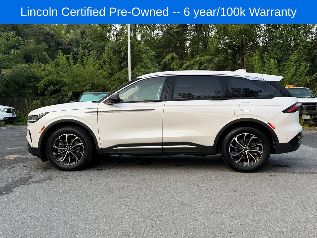 Used 2024 Lincoln Nautilus Premier w/ Equipment Group 102A AWD/4WD image 4