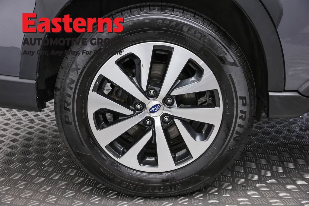 Used 2023 Subaru Outback Premium AWD/4WD image 30