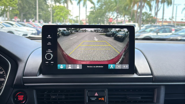 Used 2023 Honda Pilot Touring image 25