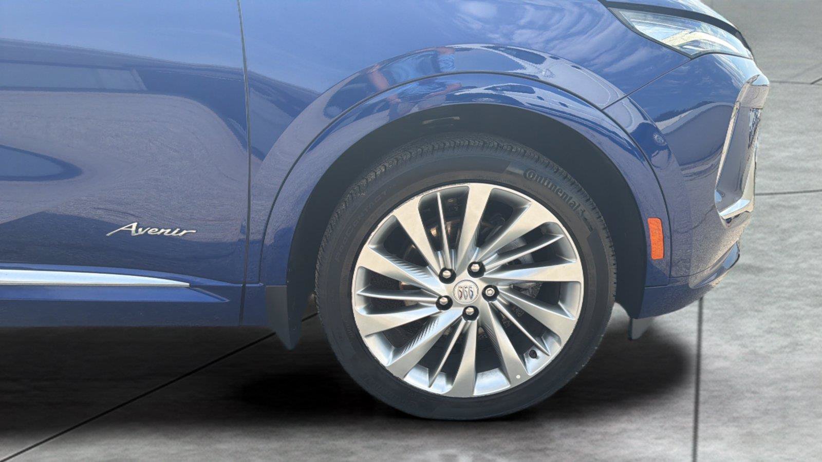 Used 2024 Buick Envision Avenir AWD/4WD image 27