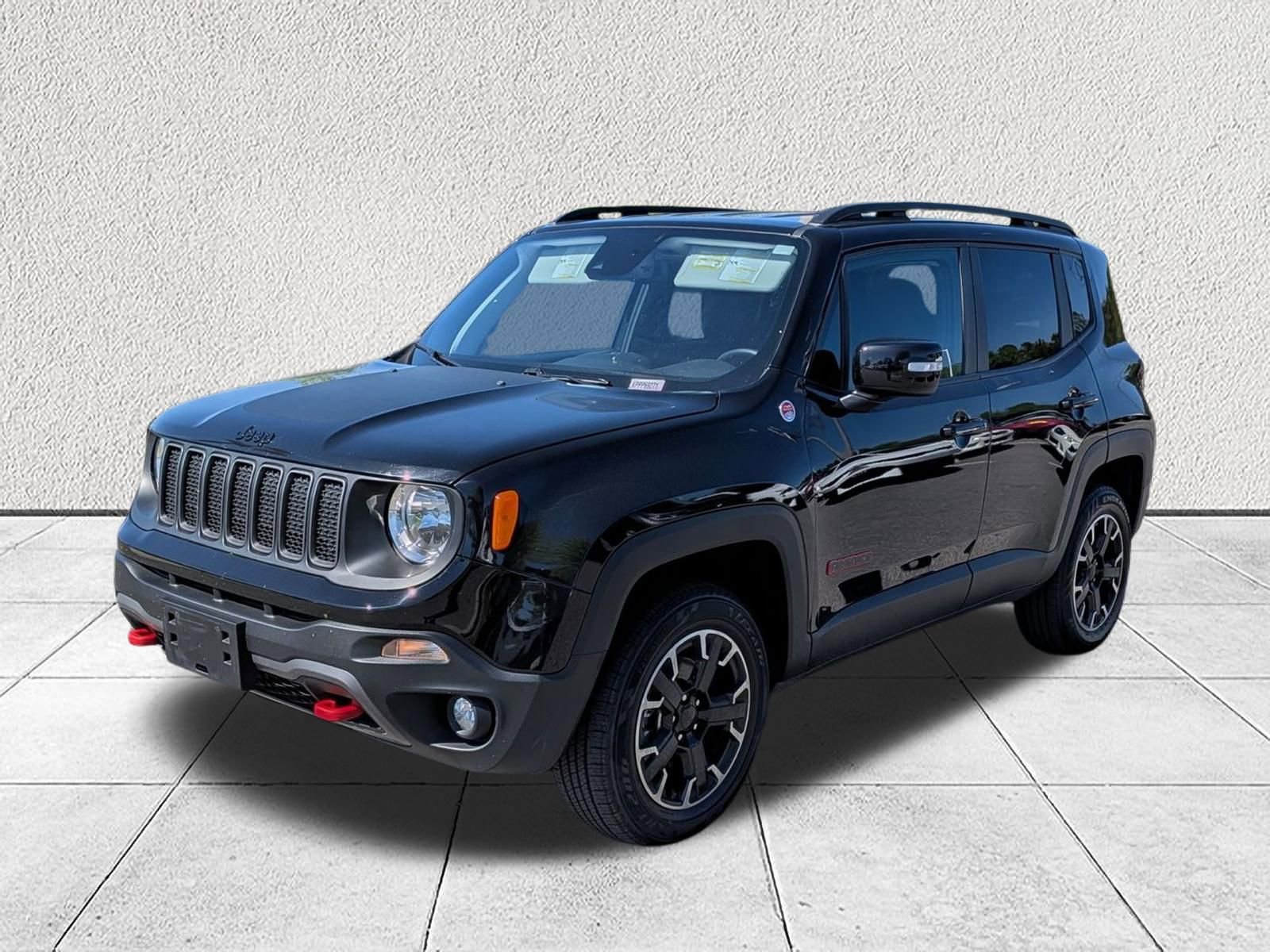 Used 2023 Jeep Renegade Trailhawk AWD/4WD image 7