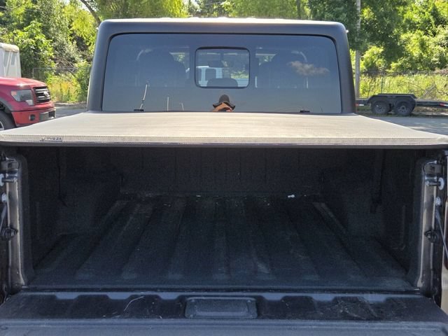 Used 2023 Jeep Gladiator Mojave w/ Cold Weather Group AWD/4WD image 13