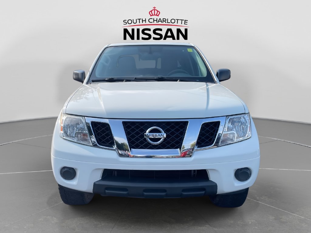 Used 2019 Nissan Frontier SV AWD/4WD image 2