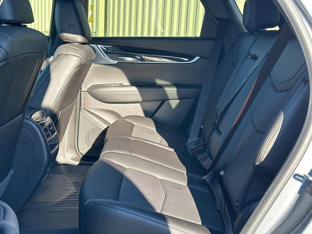 Used 2022 Cadillac XT5 Premium Luxury w/ Technology Package image 10