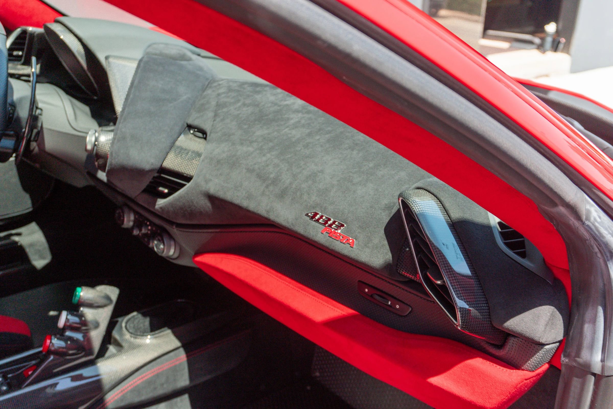 Used 2019 Ferrari 488 Pista Coupe RWD image 61