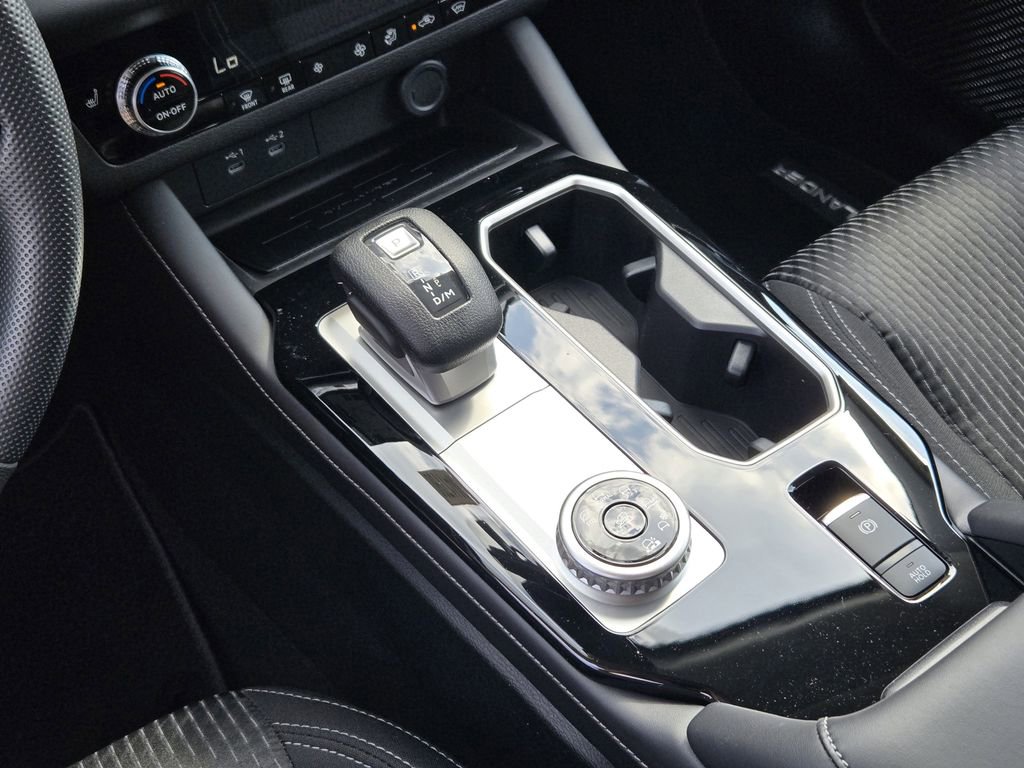 New 2026 Mitsubishi Outlander ES image 15