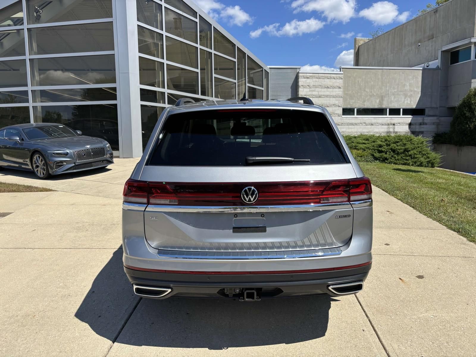 New 2026 Volkswagen Atlas SE image 6