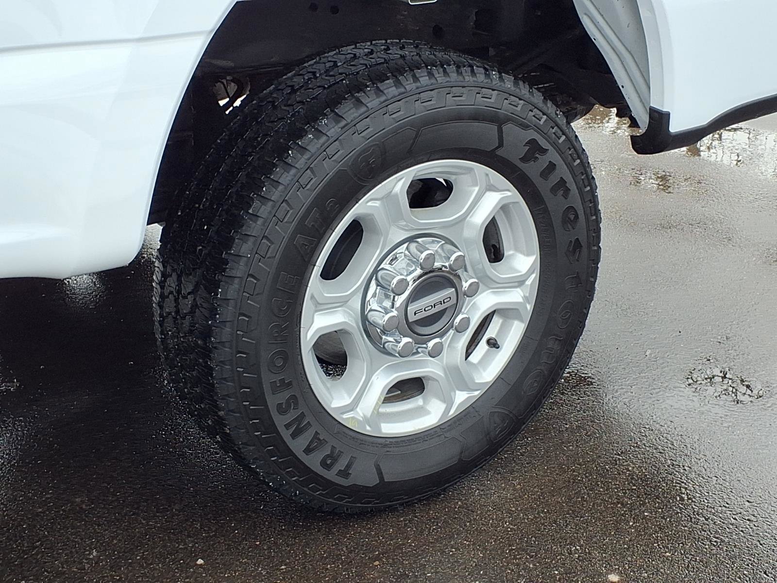 Used 2025 Ford F250 XLT image 23