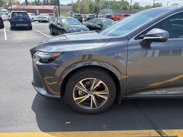 Used 2024 Lexus RX 350 AWD w/ Technology Package image 9