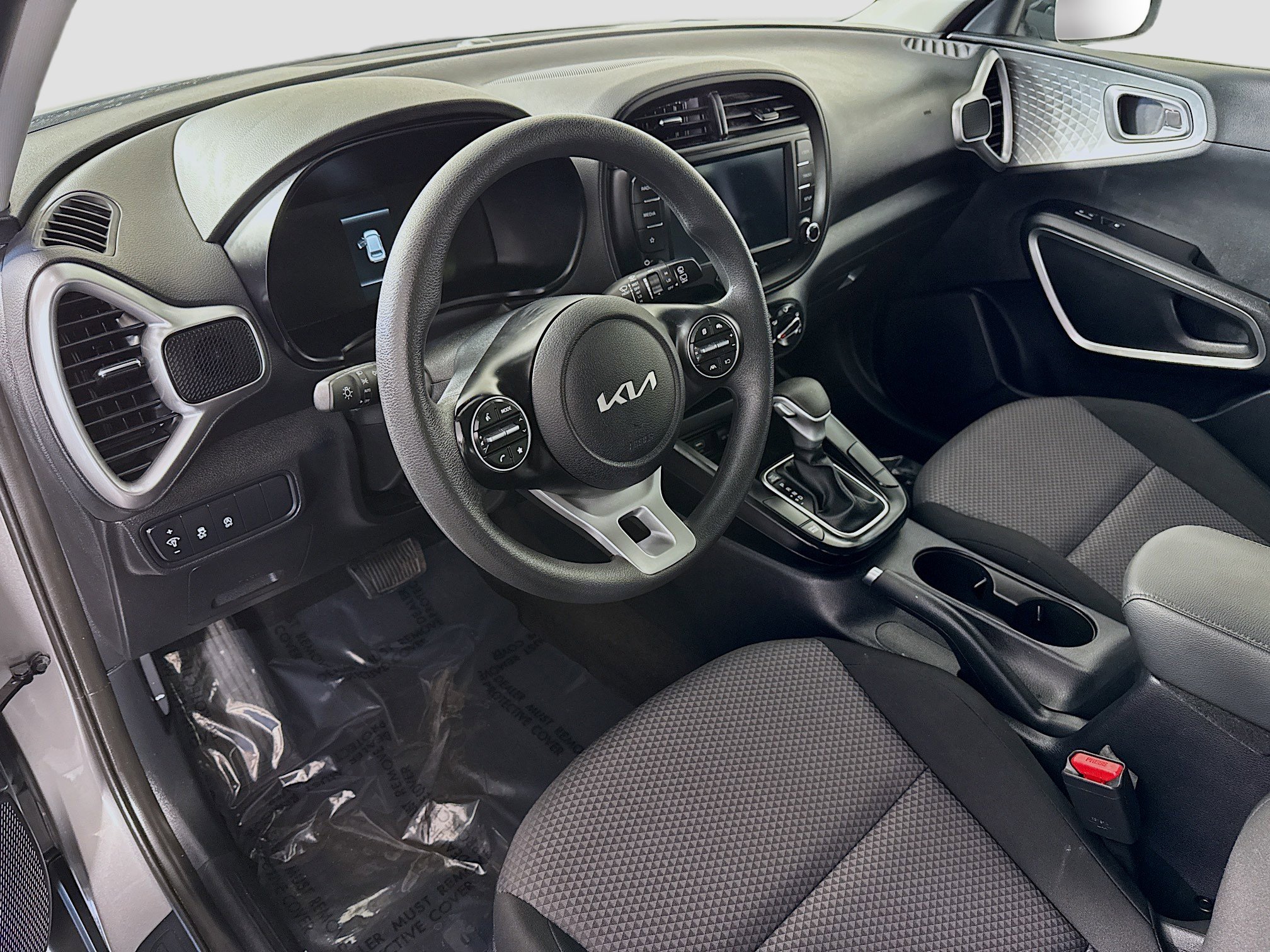 Used 2025 Kia Soul LX w/ LX Technology Package image 22