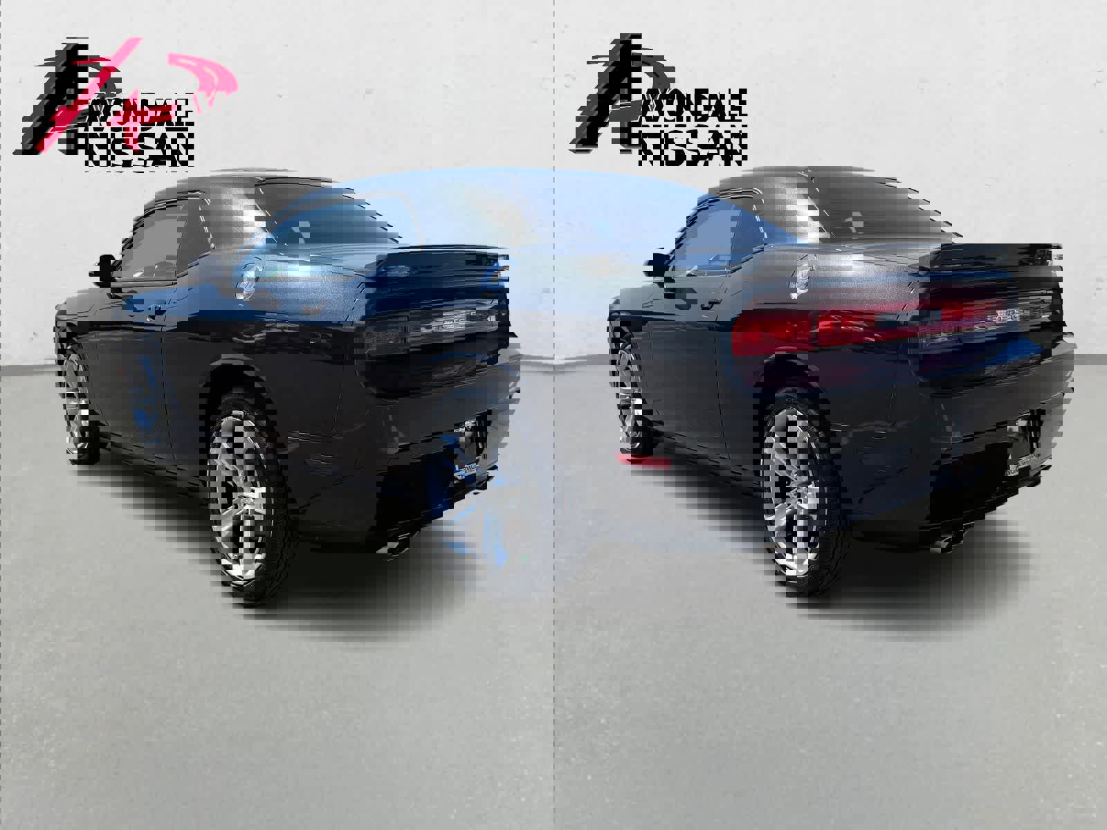 Used 2011 Dodge Challenger image 4