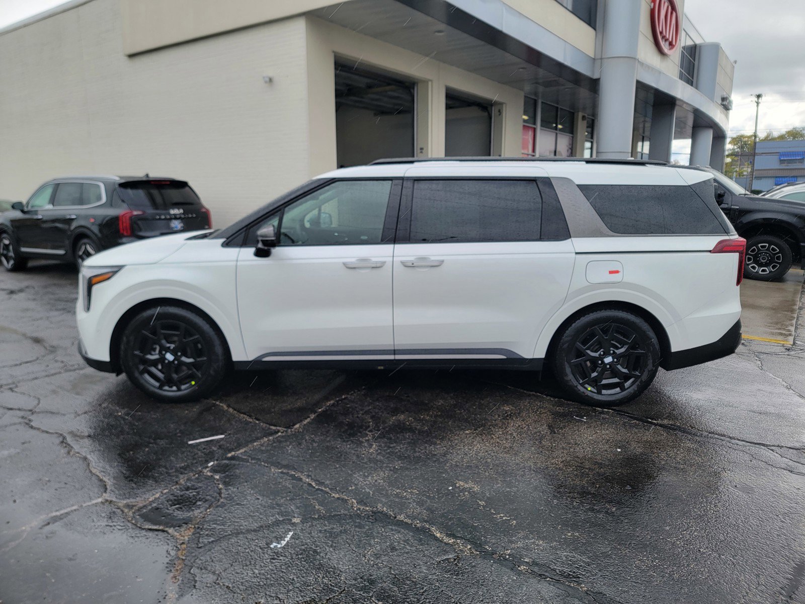 New 2026 Kia Carnival SX Prestige image 8