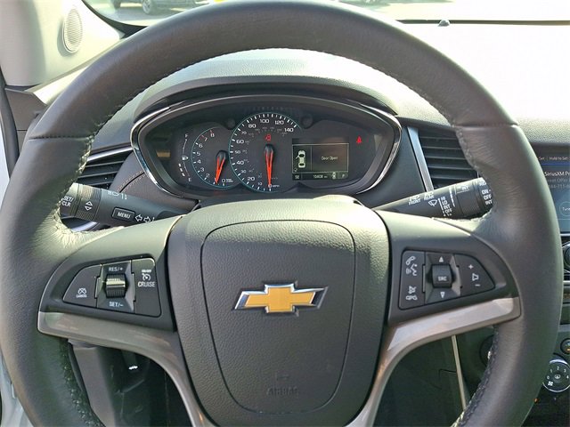 Certified 2022 Chevrolet Trax LT w/ LT Convenience Package image 19