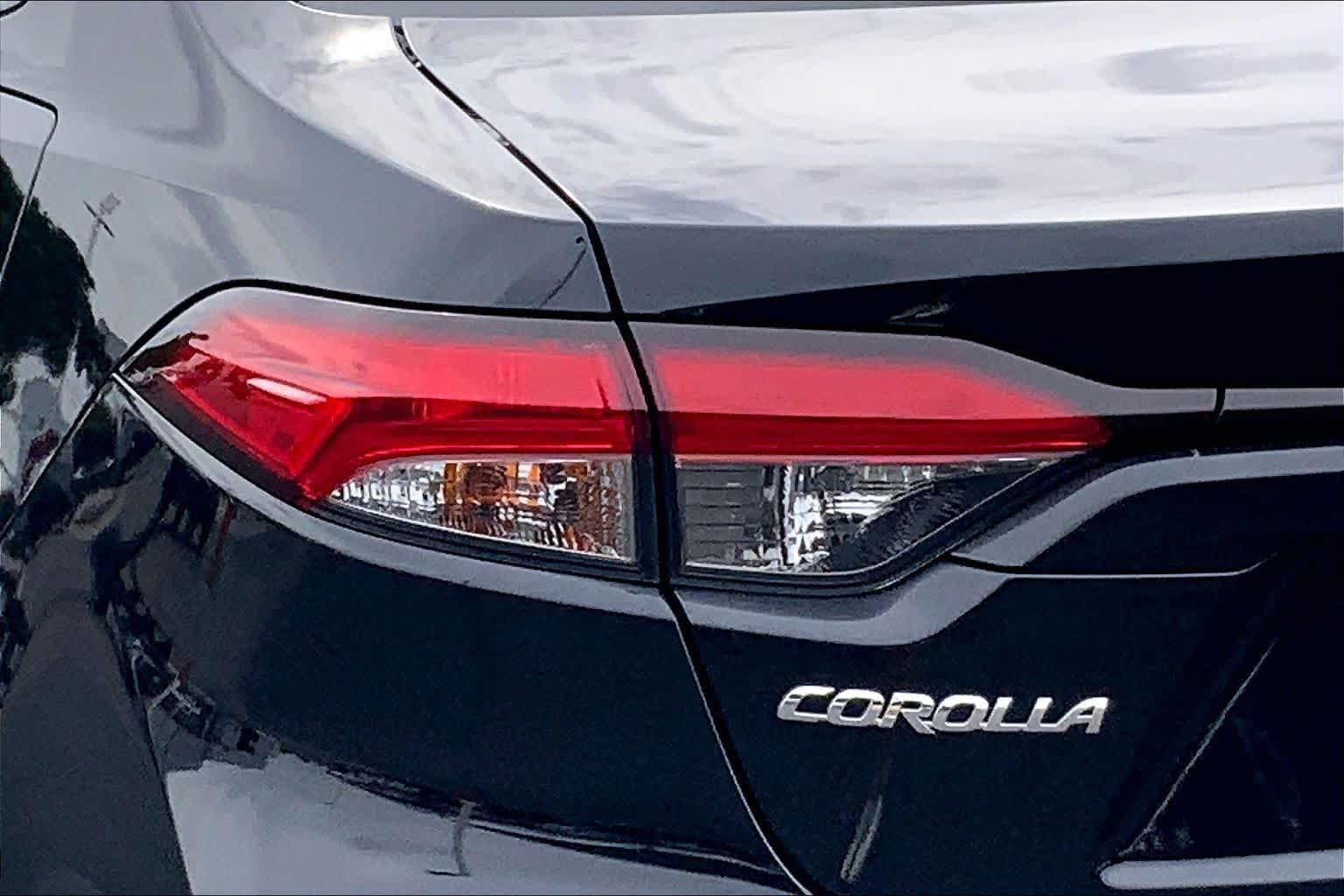 New 2026 Toyota Corolla XLE FWD image 14
