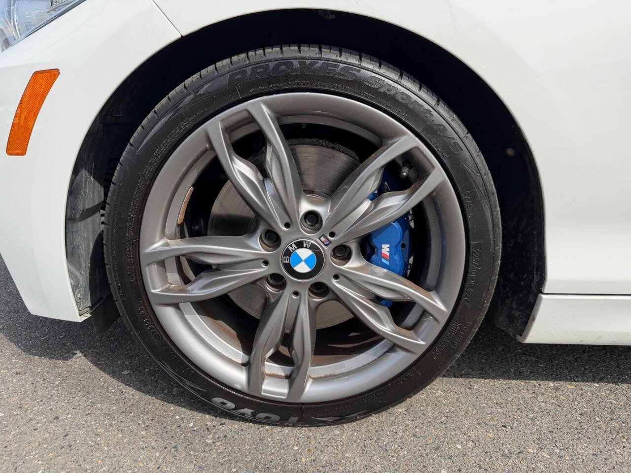 Used 2016 BMW M235i Coupe image 17