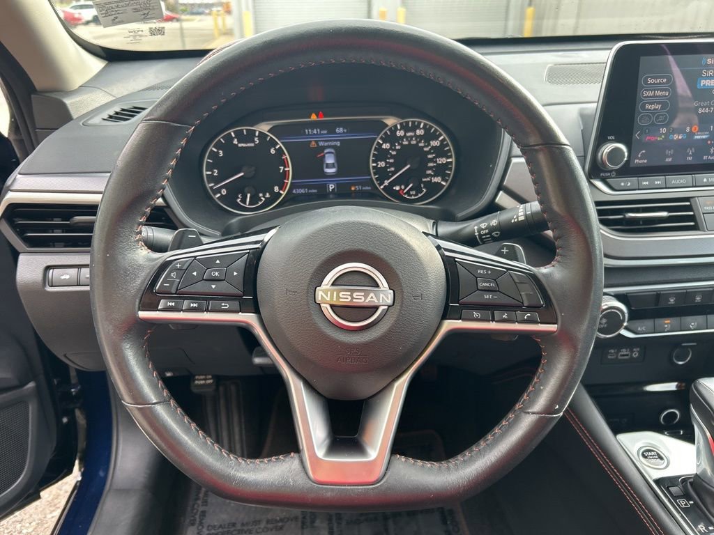 Used 2023 Nissan Altima 2.5 SR image 13