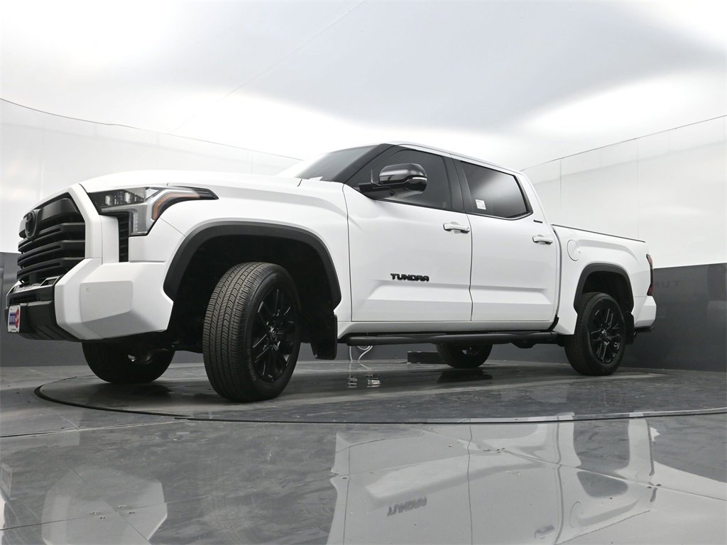 Used 2025 Toyota Tundra Limited image 30