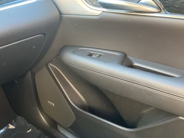 Used 2020 Cadillac XT5 Premium Luxury image 22