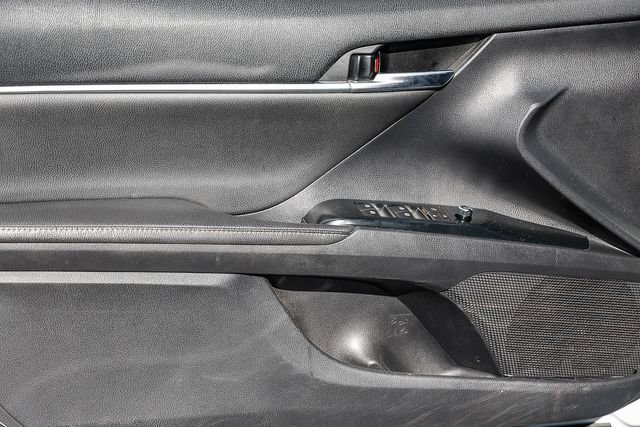 Used 2019 Toyota Camry XSE image 25