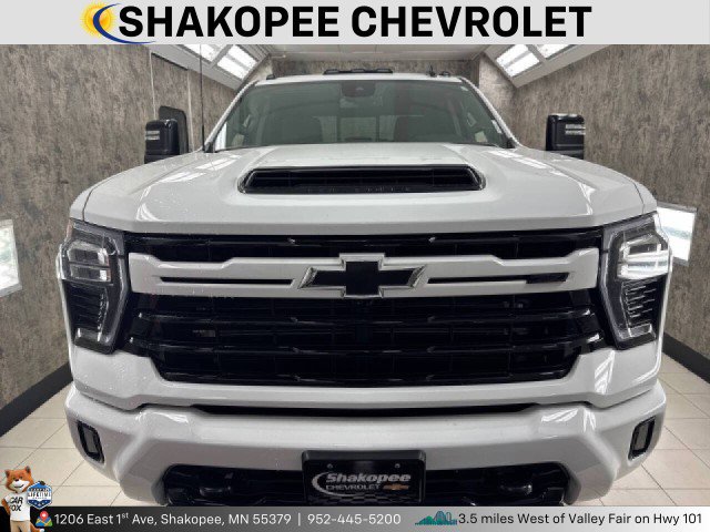 Used 2024 Chevrolet Silverado 2500 LT w/ Z71 Sport Edition image 2