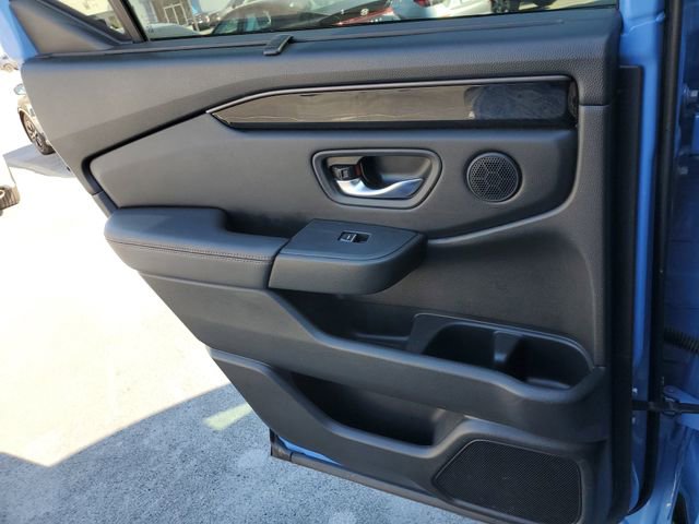 Used 2023 Honda Pilot TrailSport image 13