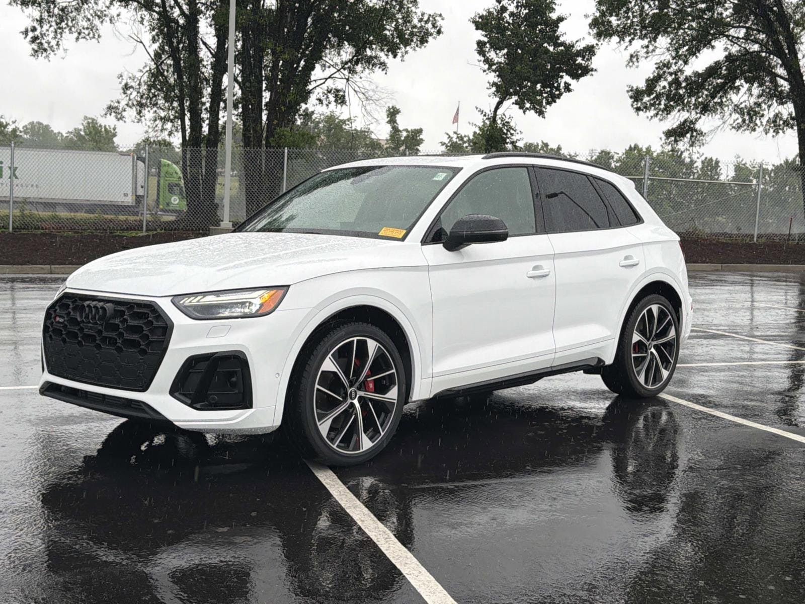 Certified 2023 Audi SQ5 Prestige AWD/4WD image 3