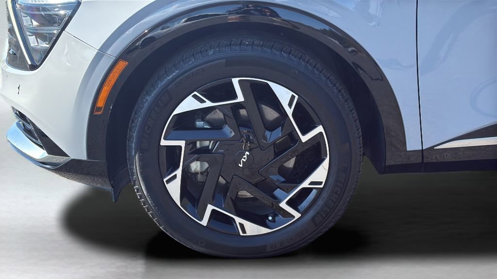 Used 2023 Kia Sportage SX image 22