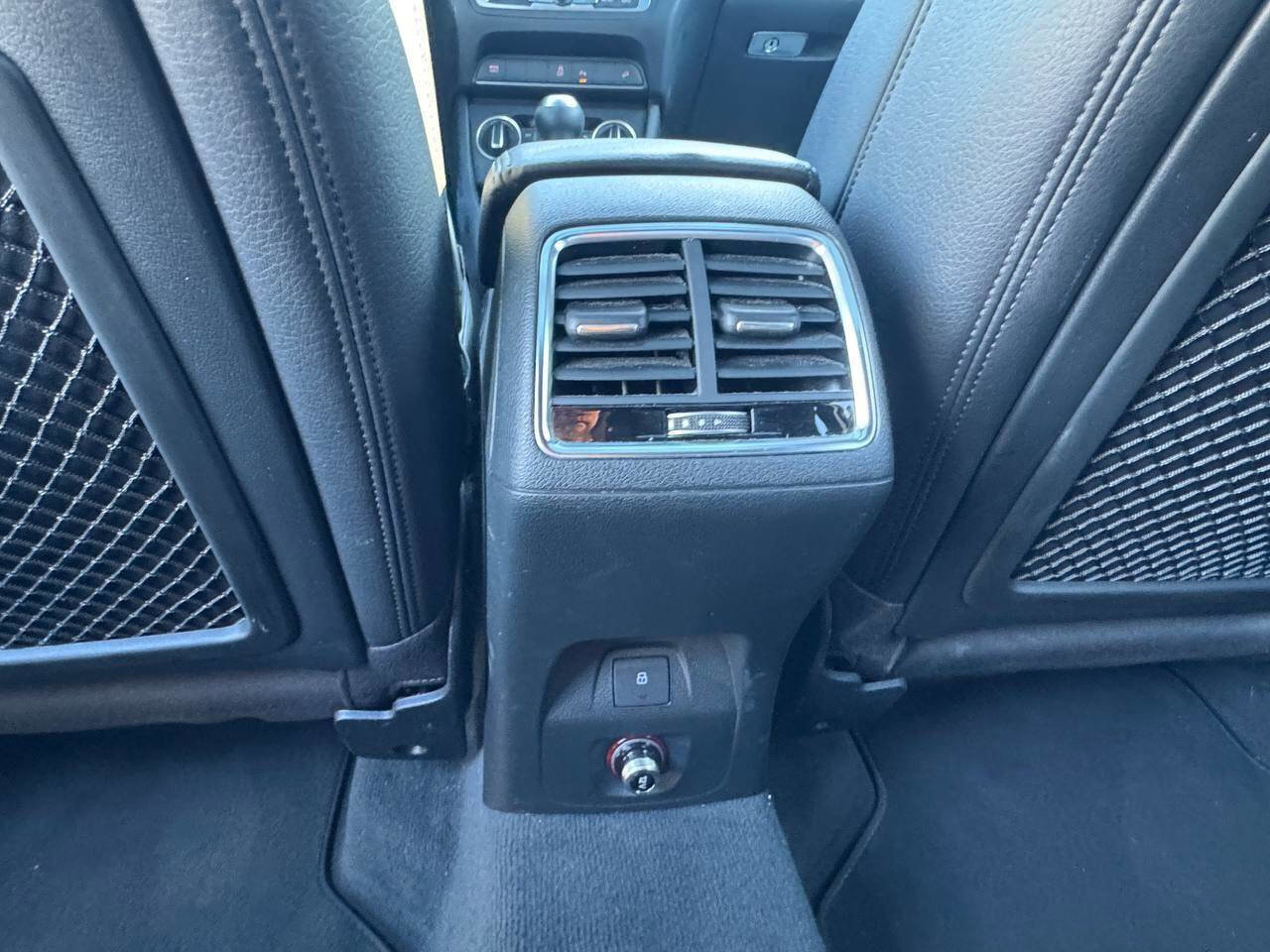 Used 2018 Audi Q3 2.0T Premium Plus image 16