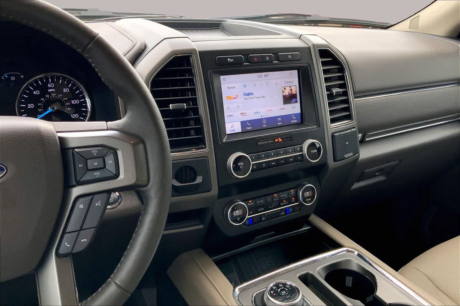 Used 2020 Ford Expedition XLT w/ Equipment Group 202A RWD image 7