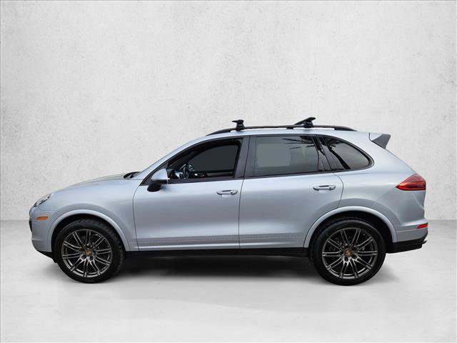 Used 2017 Porsche Cayenne Platinum Edition image 9