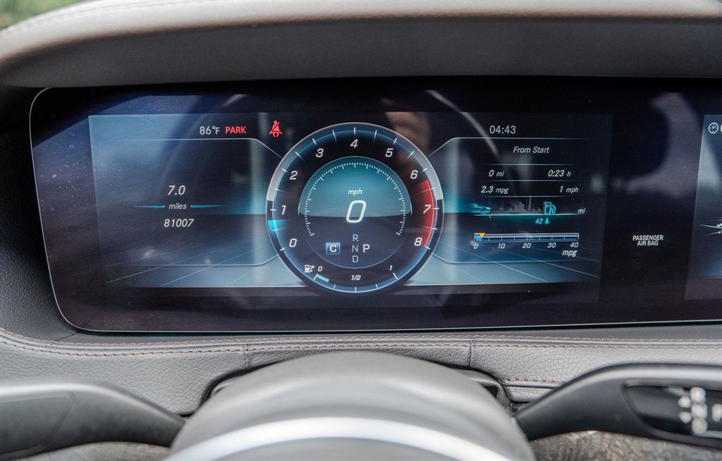 Used 2019 Mercedes-Benz S 560 Sedan w/ AMG Line Exterior image 19