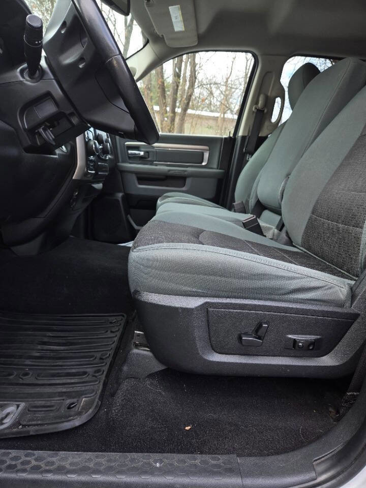 Used 2016 RAM 1500 Big Horn image 11