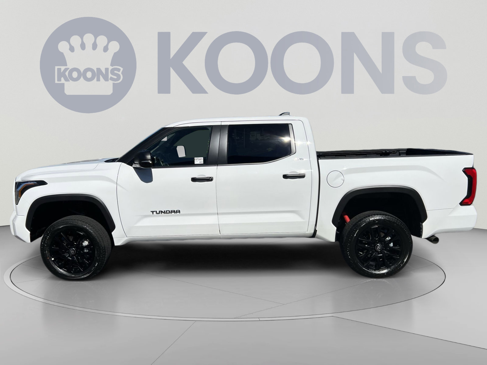 Used 2026 Toyota Tundra SR5 w/ SR5 Convenience Package AWD/4WD image 2