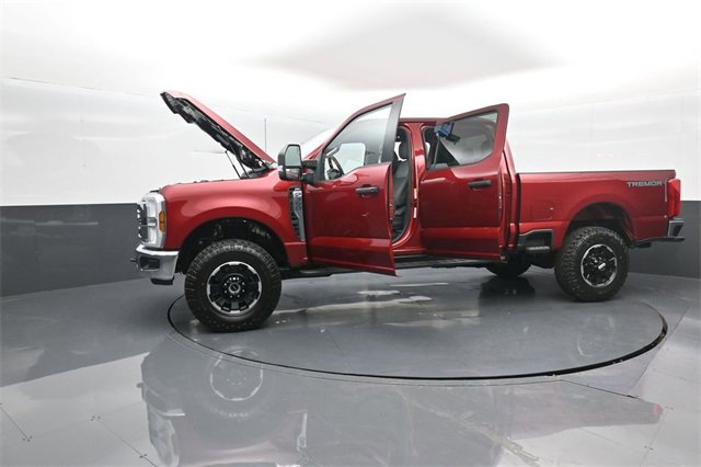 New 2026 Ford F350 XLT w/ Tremor Off-Road Package image 37