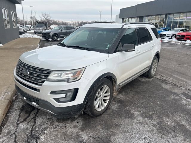 Used 2016 Ford Explorer XLT w/ Equipment Group 202A video 2