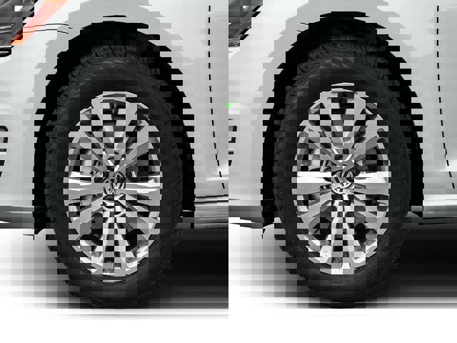 Used 2016 Volkswagen Golf SE w/ Lighting Package image 12