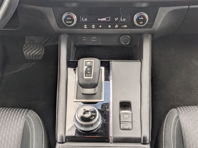 Used 2022 Mitsubishi Outlander ES FWD image 18