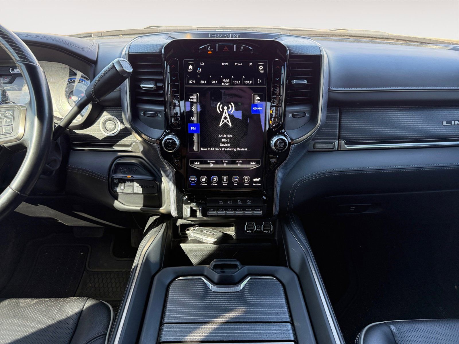 Used 2021 RAM 2500 Limited image 11