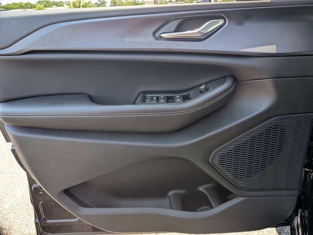 New 2026 Jeep Grand Cherokee Laredo X RWD image 30