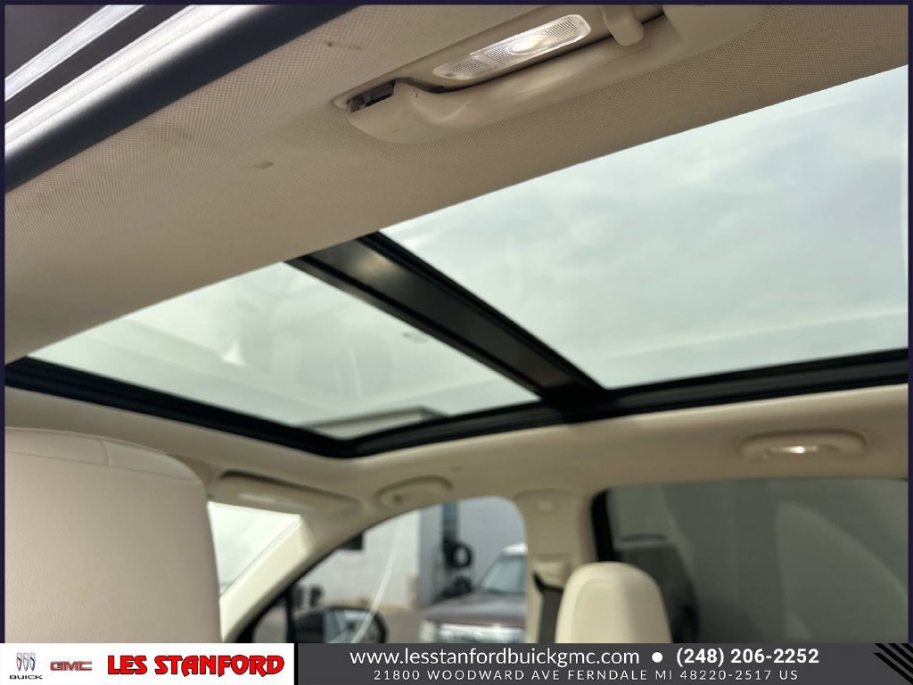 Certified 2022 Cadillac XT5 Premium Luxury AWD/4WD image 14