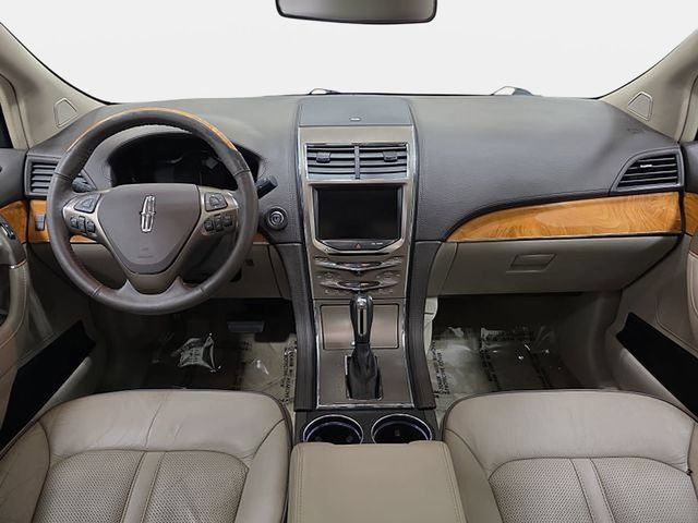 Used 2015 Lincoln MKX AWD w/ Equipment Group 102A image 10