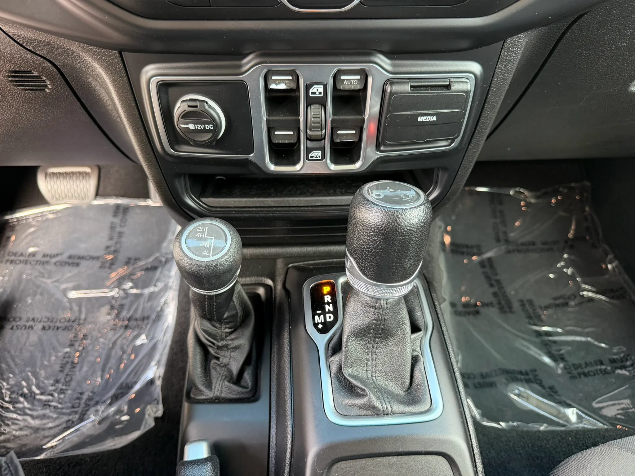 Used 2019 Jeep Wrangler Unlimited Sport S AWD/4WD image 28