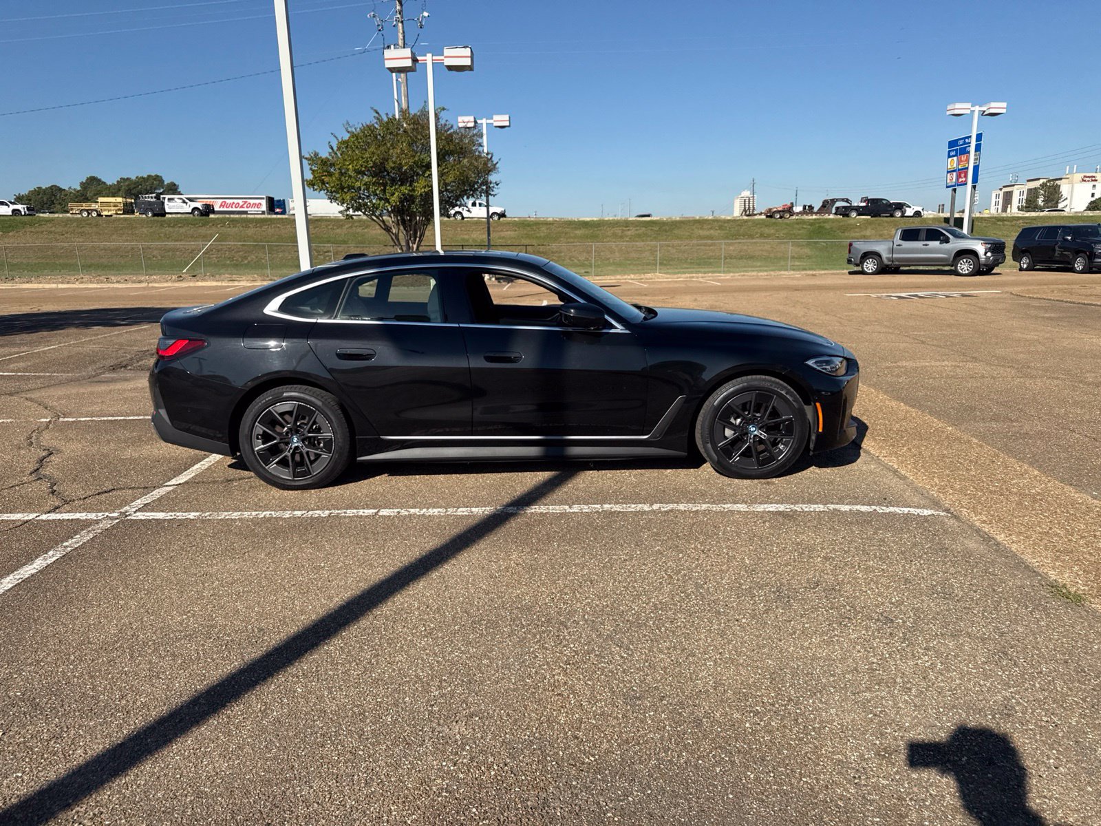 Certified 2024 BMW i4 eDrive40 w/ Premium Package RWD image 4