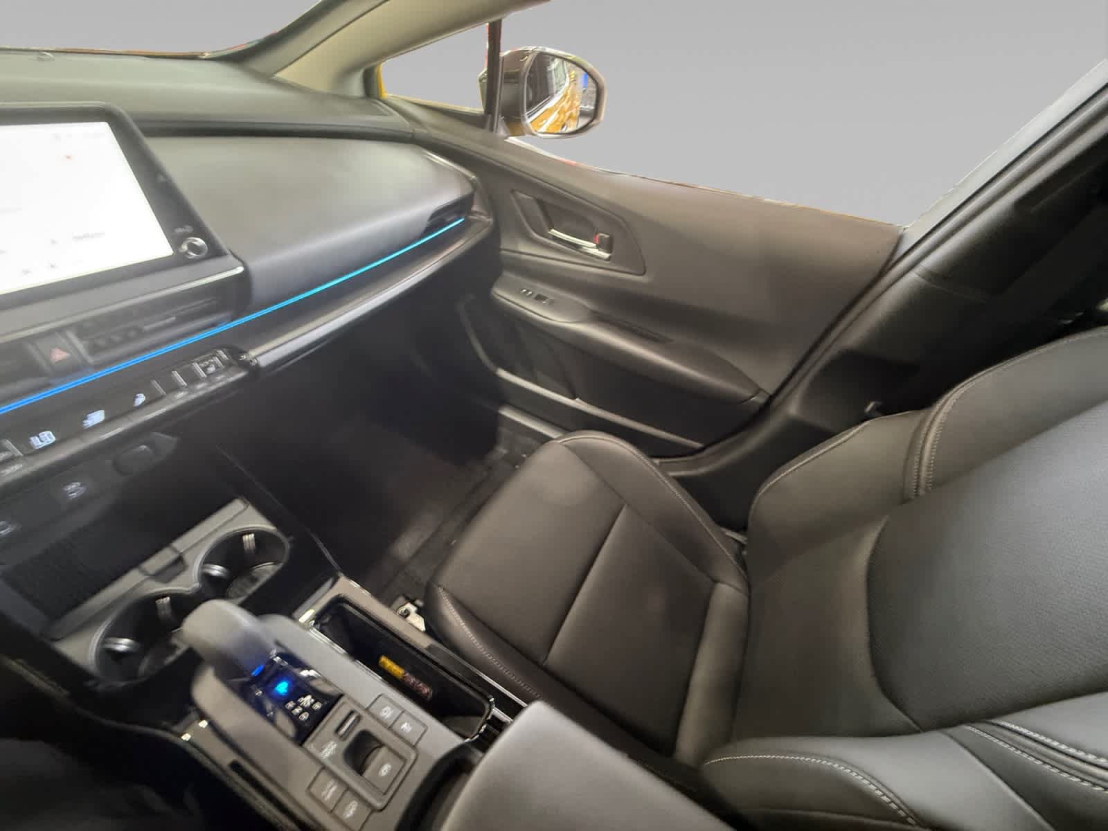 New 2026 Toyota Prius Plug-In Hybrid FWD image 21