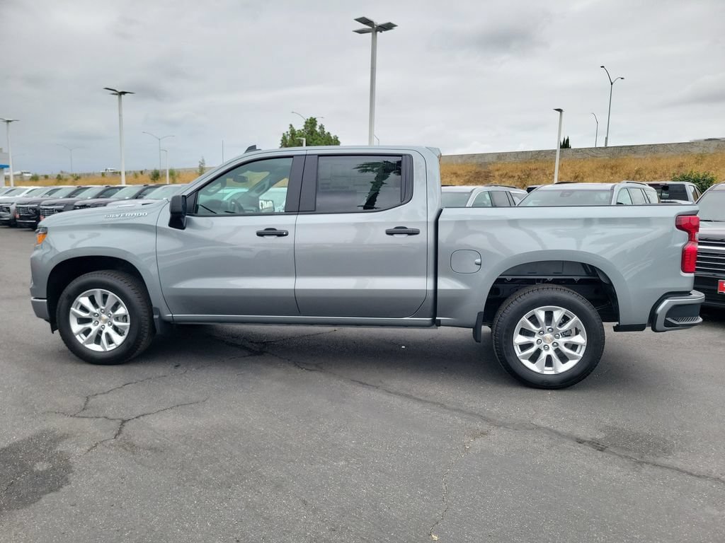 New 2026 Chevrolet Silverado 1500 Custom RWD image 24