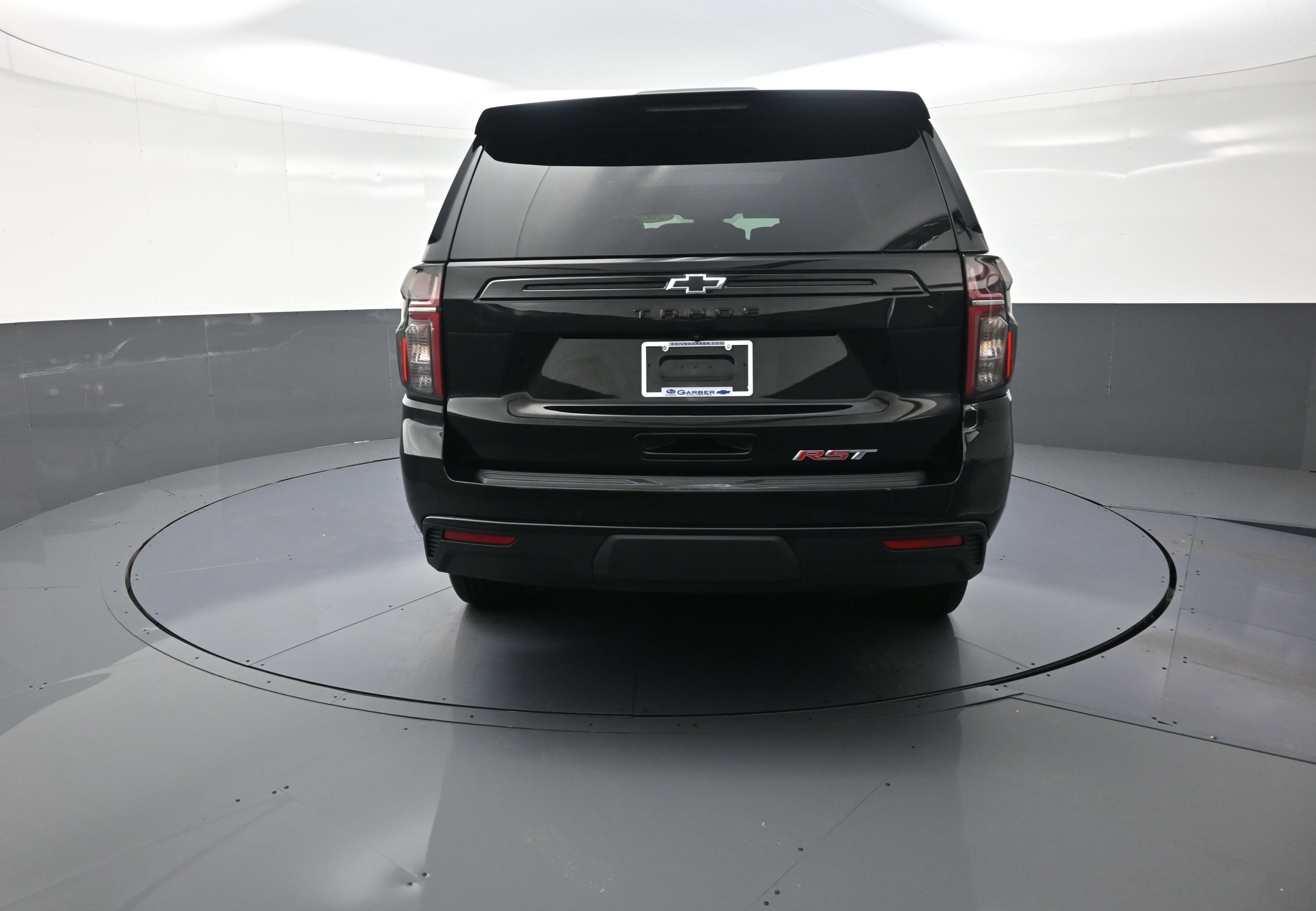 Used 2024 Chevrolet Tahoe RST w/ Luxury Package image 4